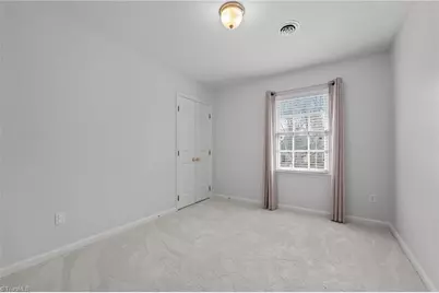 1200 Heathrow Drive, Greensboro, NC 27410 - Photo 27