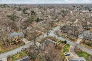 1200 Heathrow Dr, Greensboro, NC 27410 - Photo 45