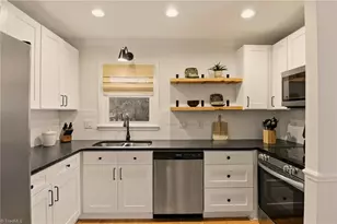 5137 Autumncrest Dr, Greensboro, NC 27407 - Photo 13