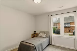 5137 Autumncrest Dr, Greensboro, NC 27407 - Photo 21