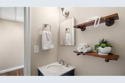 2800 Stratford Drive, Greensboro, NC 27408 - Photo 17