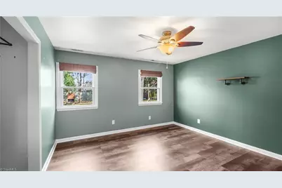 2800 Stratford Drive, Greensboro, NC 27408 - Photo 19