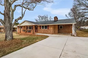 275 Cliffwood Dr, Kernersville, NC 27284 - Photo 47