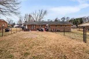 275 Cliffwood Dr, Kernersville, NC 27284 - Photo 43