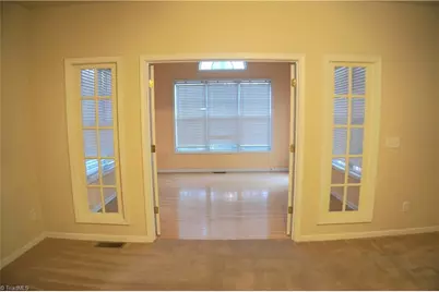4324 Clovelly Drive, Greensboro, NC 27407 - Photo 17