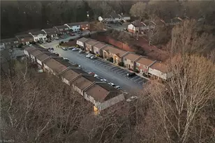 309 Vineyard Park Ct, Winston-Salem, NC 27104 - Photo 5