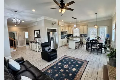 2098 Park Drive, Mount Airy, NC 27030 - Photo 11