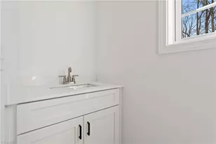 4587 Erin St, Winston-Salem, NC 27105 - Photo 15