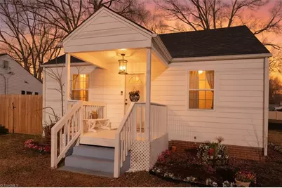 218 W Washington Street, Mayodan, NC 27027 - Photo 1