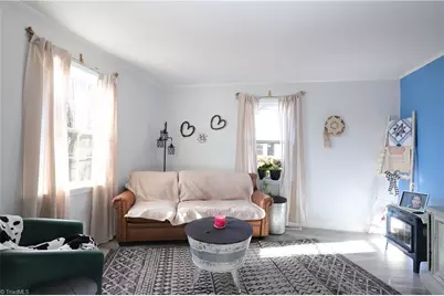 218 W Washington Street, Mayodan, NC 27027 - Photo 11