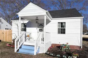 218 W Washington St, Mayodan, NC 27027 - Photo 3