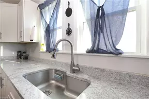 218 W Washington St, Mayodan, NC 27027 - Photo 17