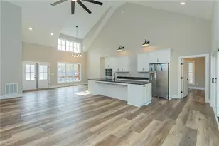 1314 Riverside Dr, Lexington, NC 27292 - Photo 5