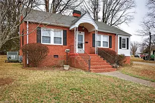 210 Hundley Dr, Eden, NC 27288 - Photo 3