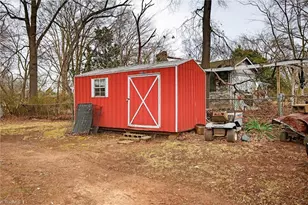 210 Hundley Dr, Eden, NC 27288 - Photo 27