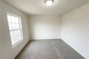 1942 Briar Run Dr, Greensboro, NC 27405 - Photo 11