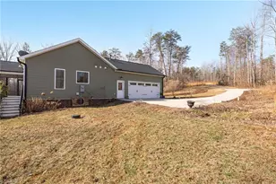 6030 Pauline Ln, Belews Creek, NC 27009 - Photo 37