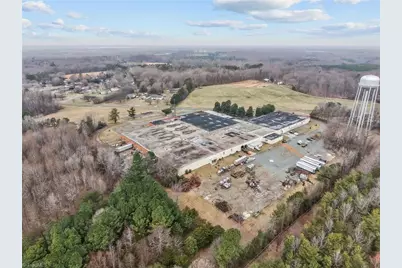 1000 E Butler Avenue, Liberty, NC 27298 - Photo 7