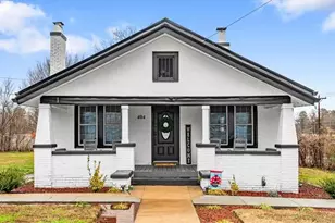 404 Lexington Ave, Thomasville, NC 27360 - Photo 1