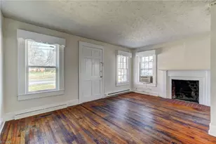 2407 Spring Garden St, Greensboro, NC 27403 - Photo 5