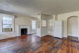 2407 Spring Garden St, Greensboro, NC 27403 - Photo 3