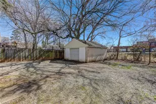 2407 Spring Garden St, Greensboro, NC 27403 - Photo 19