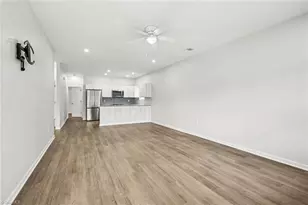 715 Meadowgreen Village Dr, Eden, NC 27288 - Photo 7