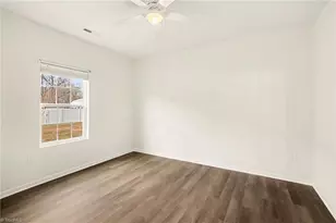 715 Meadowgreen Village Dr, Eden, NC 27288 - Photo 13