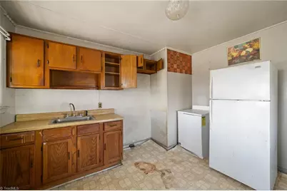 3029 Bon Air Avenue, Winston-Salem, NC 27105 - Photo 11