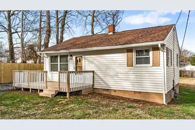 1101 Hickory Avenue, Greensboro, NC 27405 - Photo 3