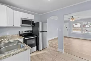 1101 Hickory Ave, Greensboro, NC 27405 - Photo 11