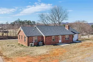 3480 N Nc Hwy 16, Millers Creek, NC 28651 - Photo 9