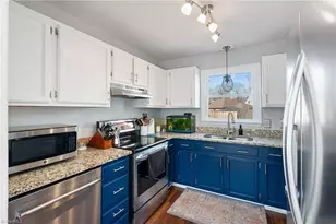 2209 Franklin Ct, Burlington, NC 27215 - Photo 11