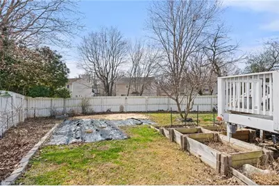 2209 Franklin Court, Burlington, NC 27215 - Photo 37