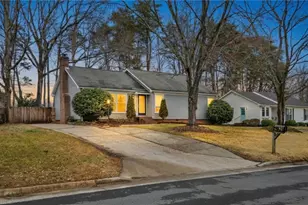 3812 Langdon Dr, Greensboro, NC 27410 - Photo 27