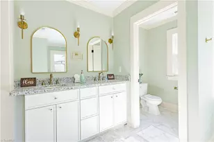 929 S Hawthorne Rd, Winston-Salem, NC 27103 - Photo 11