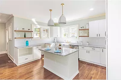 929 S Hawthorne Road, Winston-Salem, NC 27103 - Photo 3