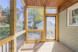 929 S Hawthorne Rd, Winston-Salem, NC 27103 - Photo 35