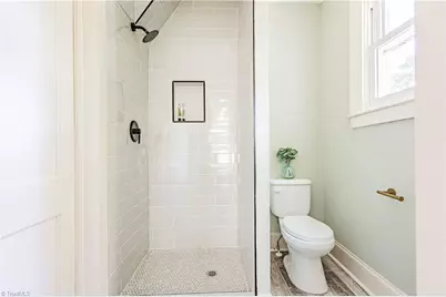 929 S Hawthorne Road, Winston-Salem, NC 27103 - Photo 31