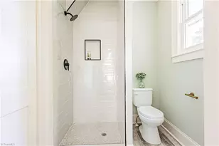 929 S Hawthorne Rd, Winston-Salem, NC 27103 - Photo 31