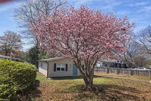 305 Spicewood Dr, Greensboro, NC 27405 - Photo 1