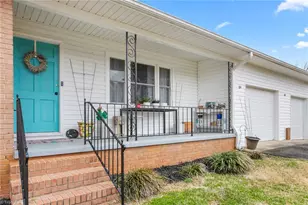 943 Maurine Dr, Asheboro, NC 27205 - Photo 3