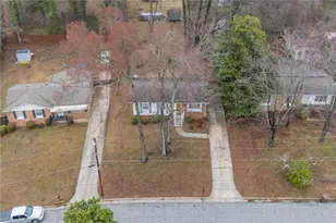 2320 Glenhaven Dr, Greensboro, NC 27406 - Photo 31