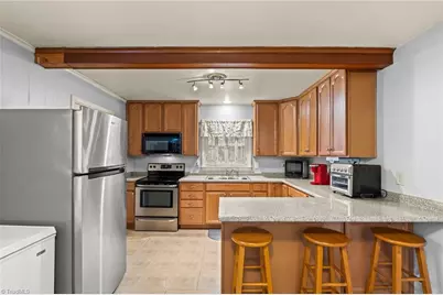 2320 Glenhaven Drive, Greensboro, NC 27406 - Photo 11