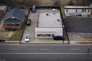 945 E Webb Ave, Burlington, NC 27217 - Photo 1