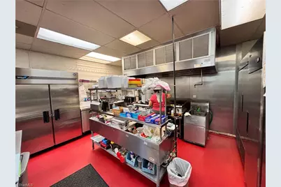 945 E Webb Avenue, Burlington, NC 27217 - Photo 21