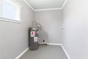 1401 Ashe St, Burlington, NC 27217 - Photo 9