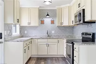 1401 Ashe St, Burlington, NC 27217 - Photo 13