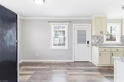 1401 Ashe Street, Burlington, NC 27217 - Photo 11