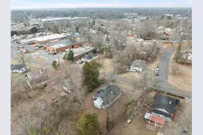 313 Burton Avenue, High Point, NC 27262 - Photo 23